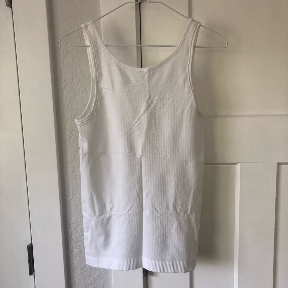 Lululemon ribbed tank NWOT